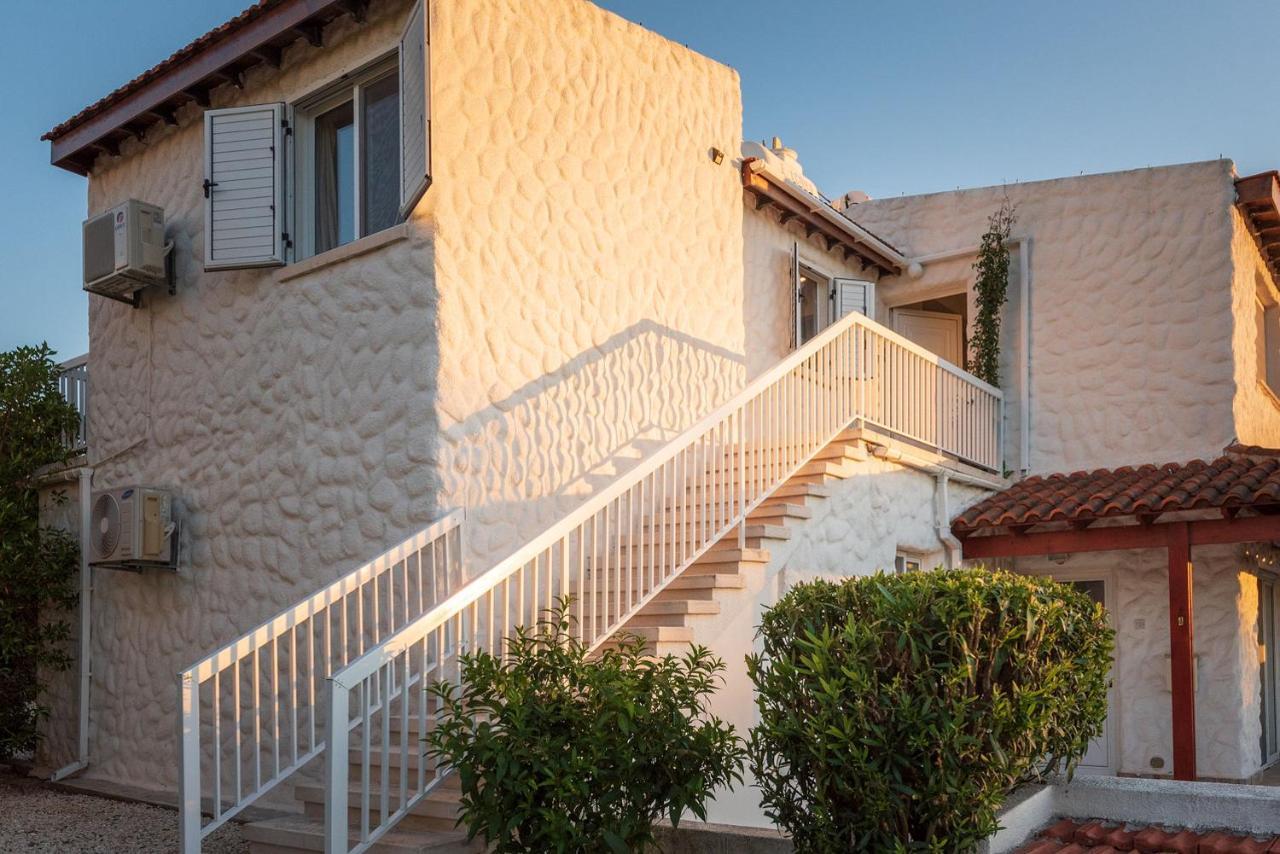 Akamas Sunset Bohemian Chic Apartment By One Villas Polis Kültér fotó